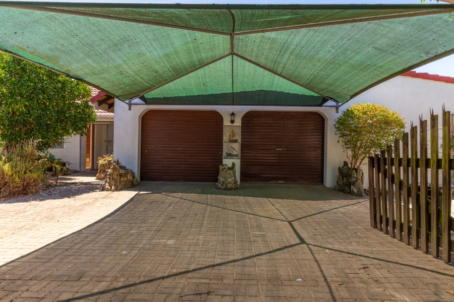 3 Bedroom Property for Sale in Port Owen Western Cape